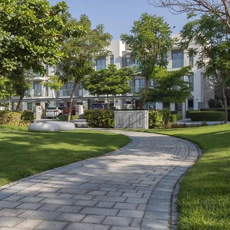 Stay By Latinem Luxury 1Br Holiday Home Cv A207 Near Burj Khalifa Dubaj Kültér fotó