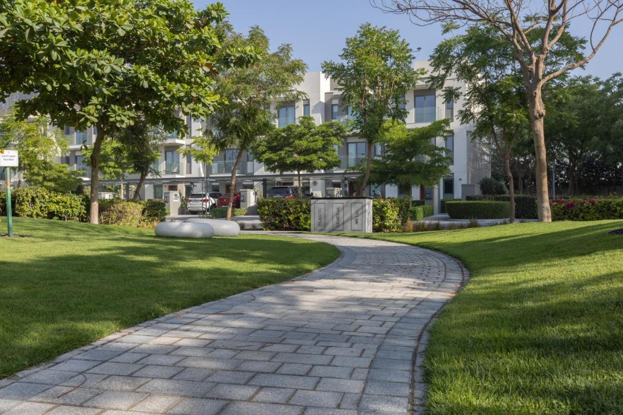 Stay By Latinem Luxury 1Br Holiday Home Cv A207 Near Burj Khalifa Dubaj Kültér fotó